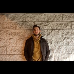 Meet your Posher, Aaron